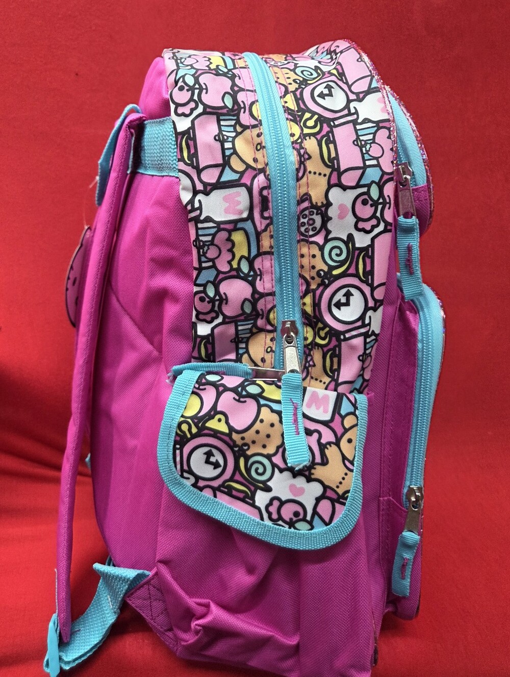 Hello Kitty Backpack - Picture 2 of 4